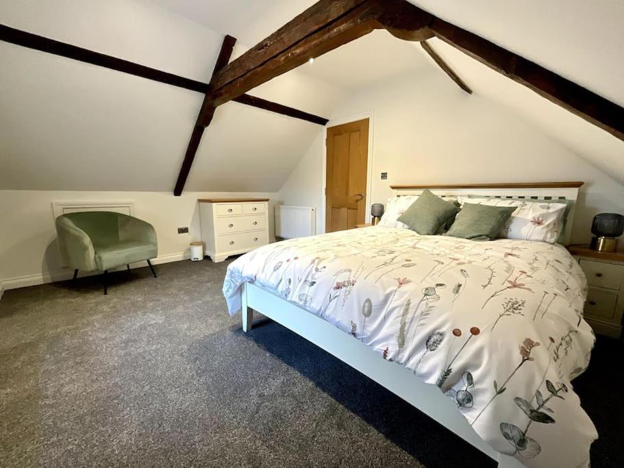 Apt D In Old Grade 2 Converted Farmhouse Маркет Уейтън Екстериор снимка