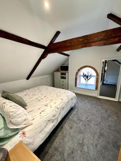 Apt D In Old Grade 2 Converted Farmhouse Маркет Уейтън Екстериор снимка